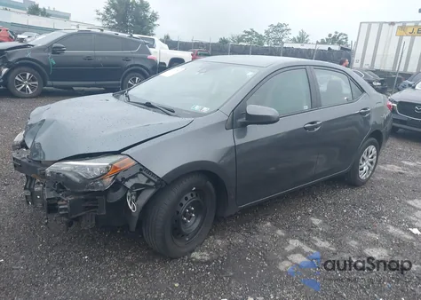 2017 Toyota Corolla Le z USA, uszkodzony, nr VIN 2T1BURHE6HC938586